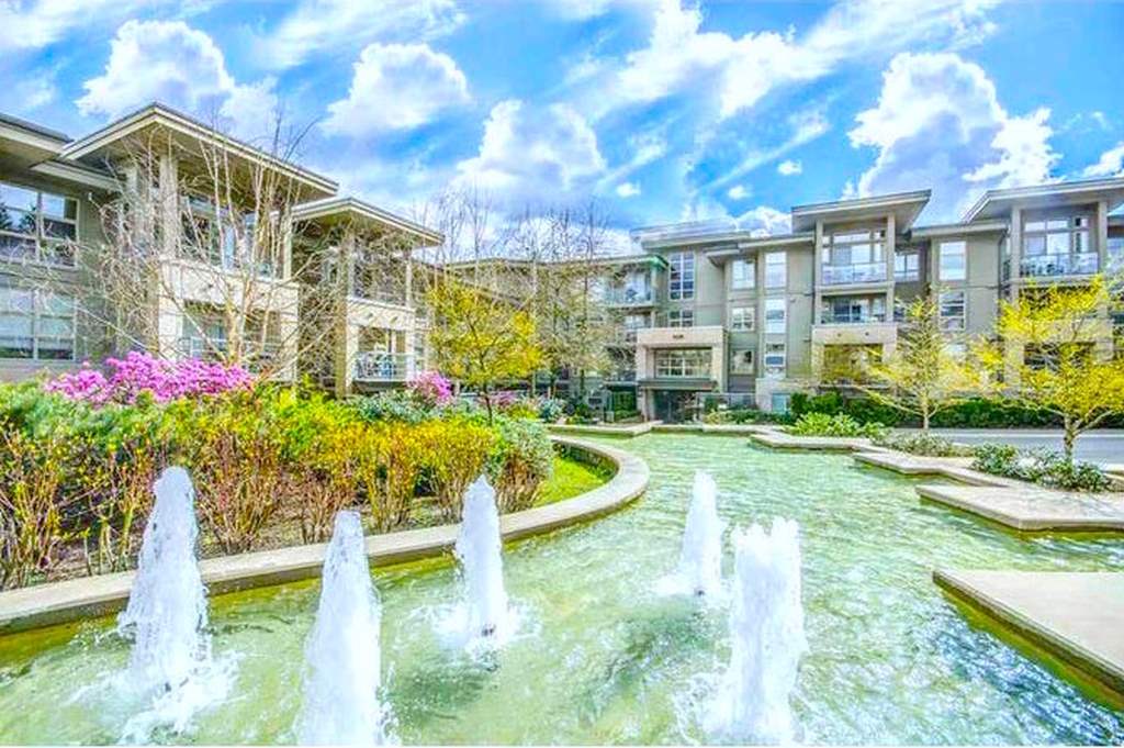 411-9339 University Crescent, Burnaby, BC, V3B 2H6