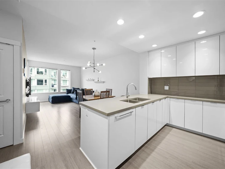 426-255 W 1st Street, North Vancouver, BC, V7M 3G8