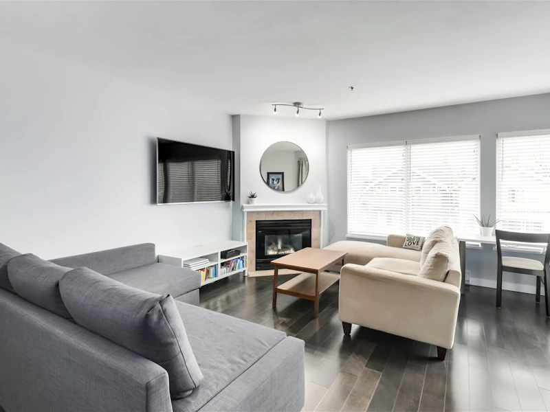 204 - 3250 W Broadway Street, Vancouver BC V6K 2H4