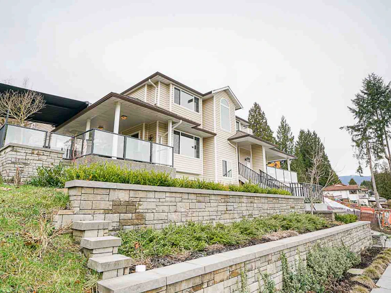 2925 Wickham Drive, Coquitlam BC V3C 4N5