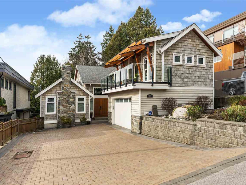 965 Lee Street, Surrey BC V4B 4N9