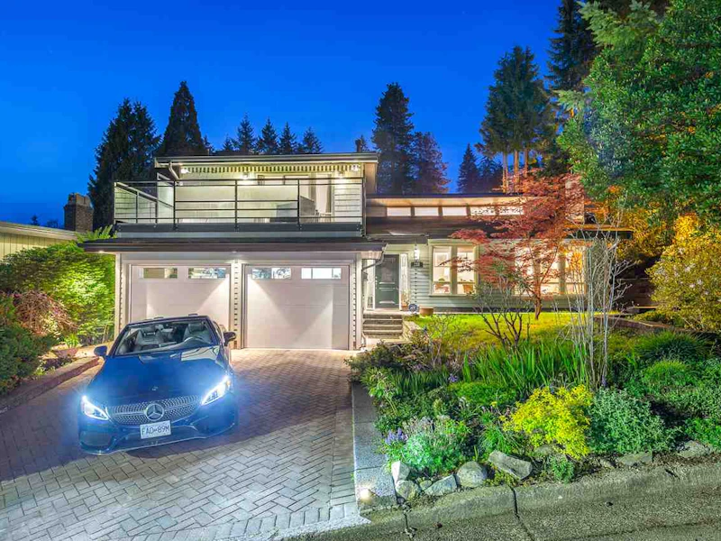 183 Roe Drive, Port Moody BC V3H 3M9
