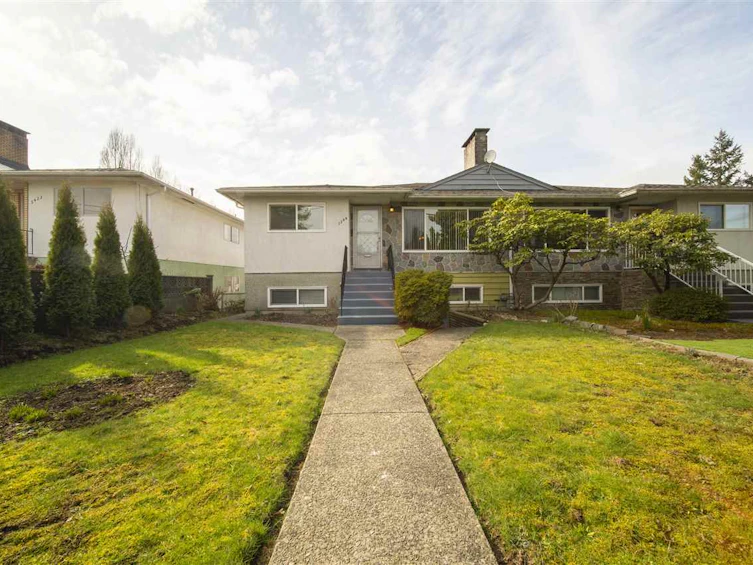 5399 Willingdon Avenue, Burnaby, BC, V5H 2T3