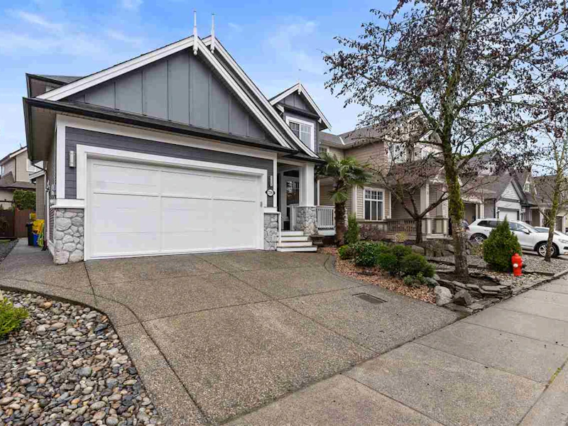 7298 196a Street, Langley BC V2Y 3C5