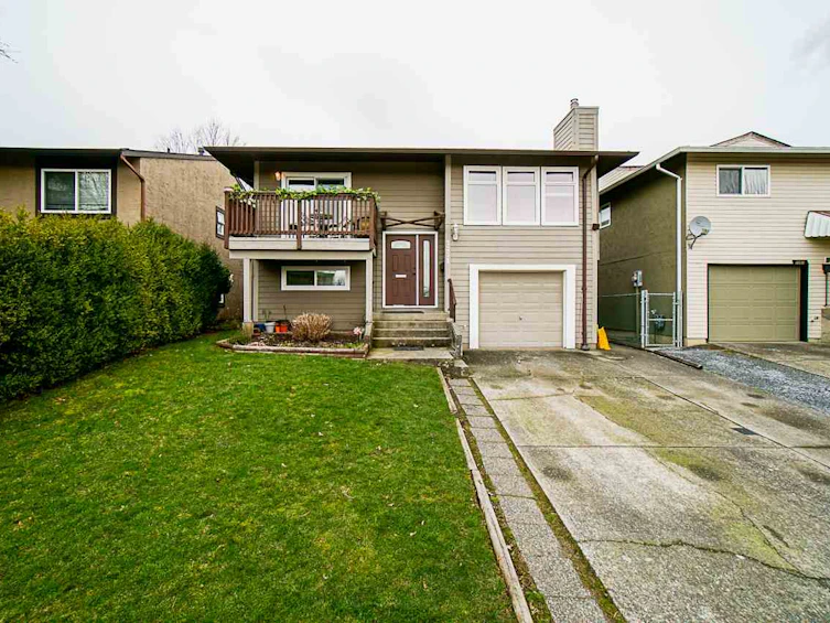 2251 Willoughby Way, Langley, BC, V2Y 1B8