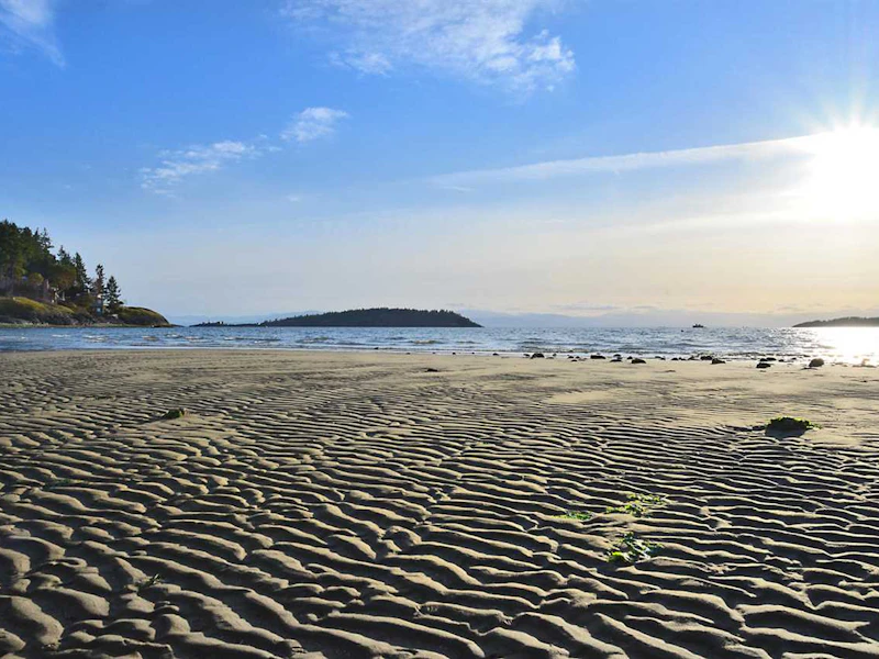 8630 Merry Island Espl, Secret Cove BC
