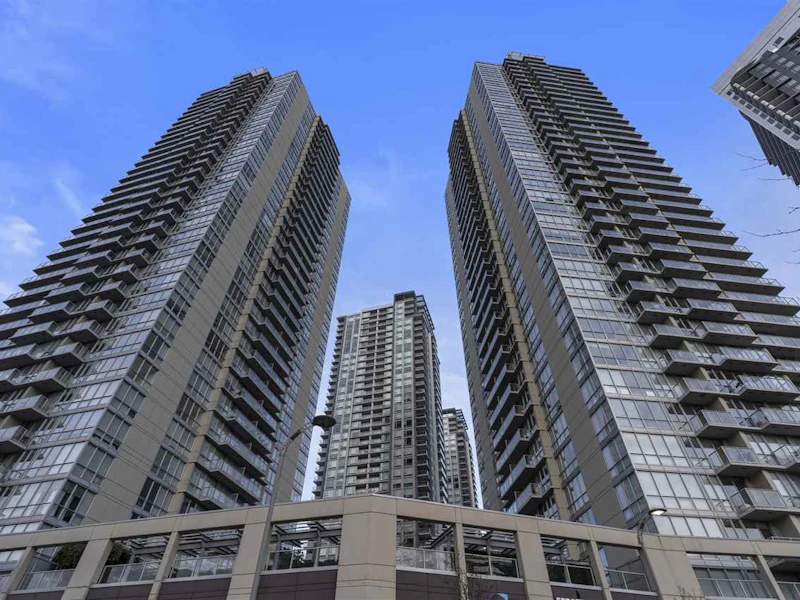 705 - 9981 Whalley Boulevard, Surrey BC V3T 0G6