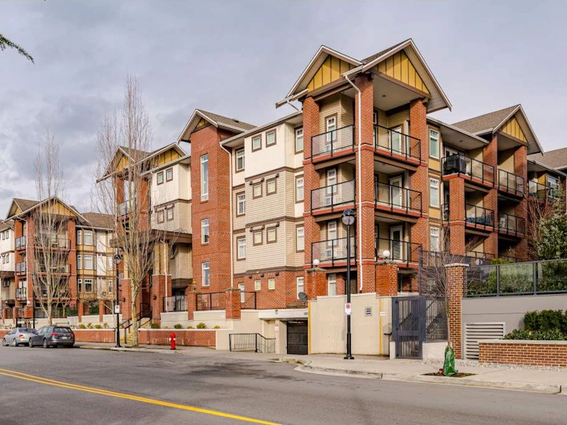 306 - 5650 201a Street, Langley BC V3A 0B3