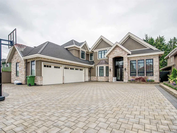 6100 Maple Road, Richmond, BC, V7E 1G5