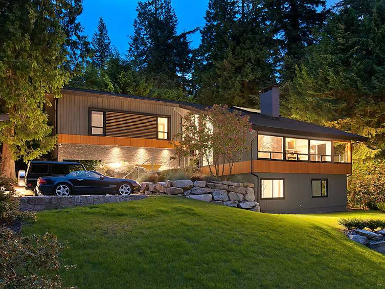 3985 Bayridge Avenue, West Vancouver, BC, V7V 3J6