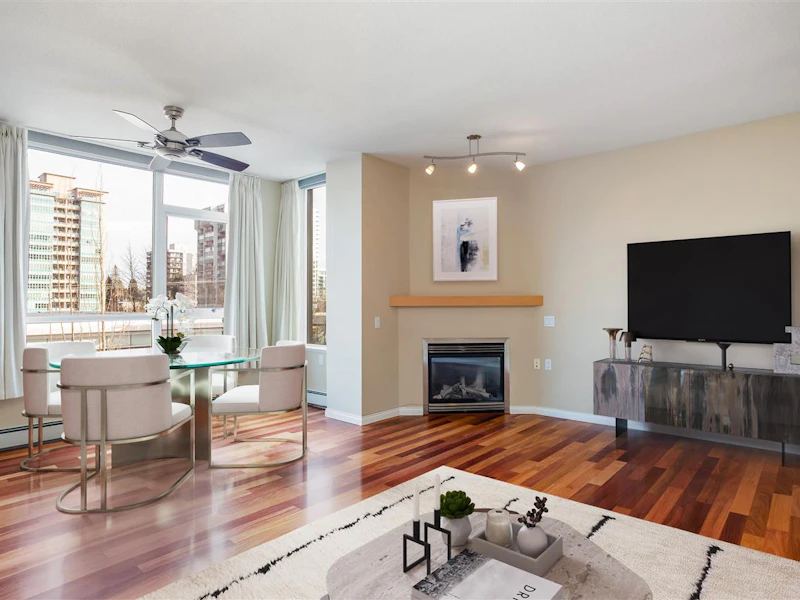 404 - 120 W 16th Street, North Vancouver BC