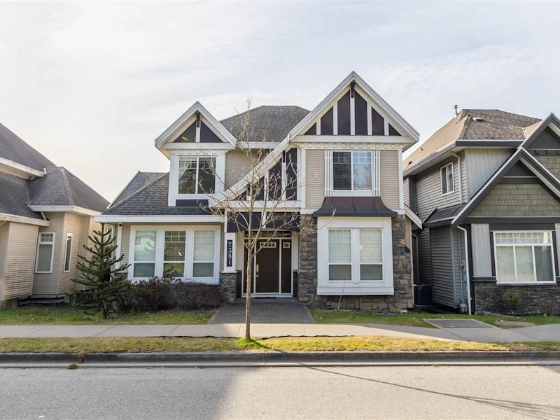 7381 202a Street, Langley BC V2Y 0A8