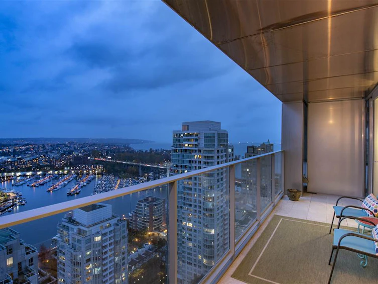 3201-1480 Howe Street, Vancouver, BC, V6Z 0G5