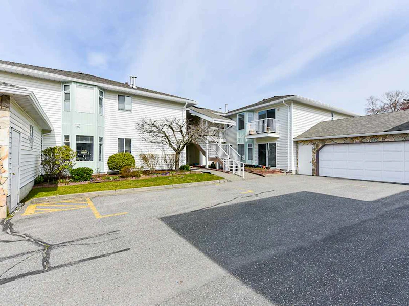 113 - 7156 121st Street, Surrey BC V3W 0J6