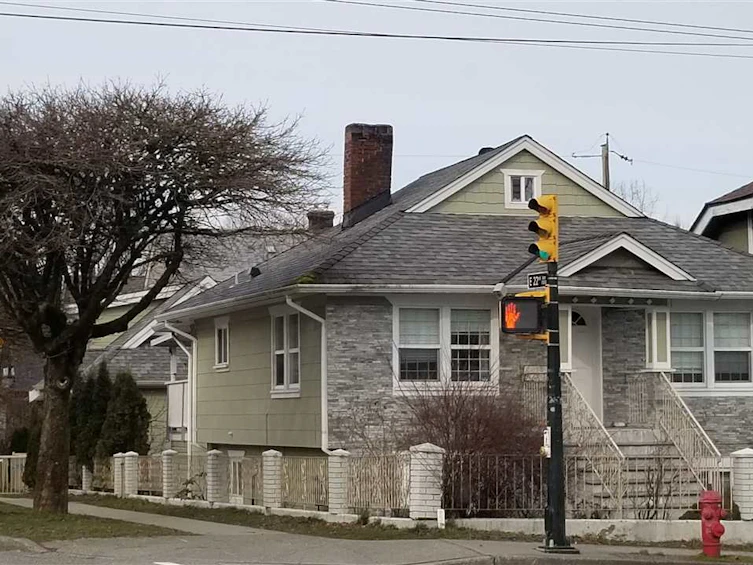 3895 Victoria Drive, Vancouver, BC, V5N 4M7