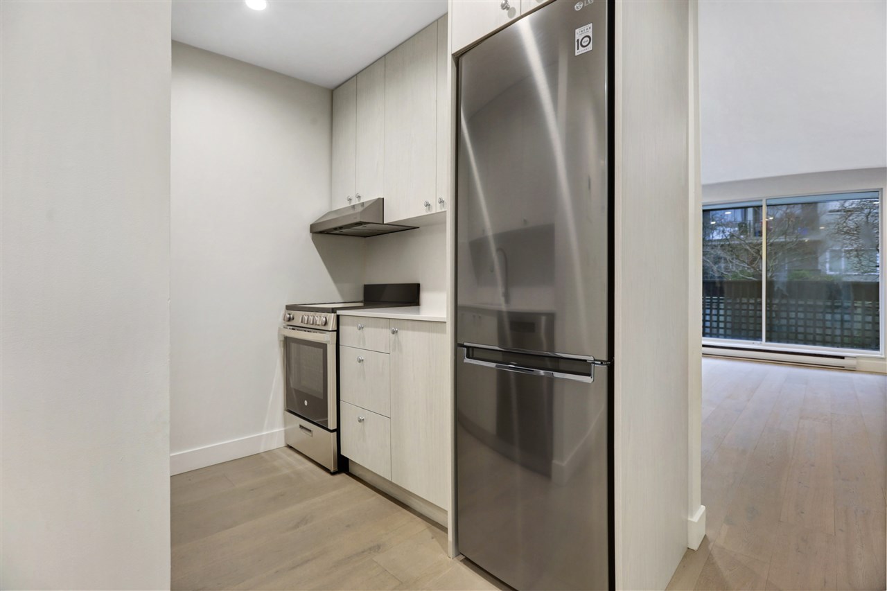 203 2458 York Avenue  