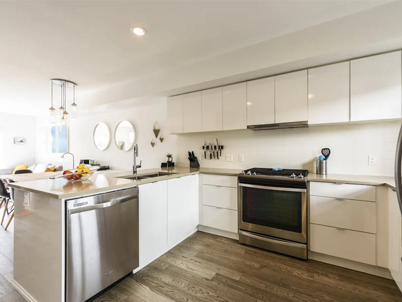 108 - 453 E 16th Avenue, Vancouver BC V5T 2T8
