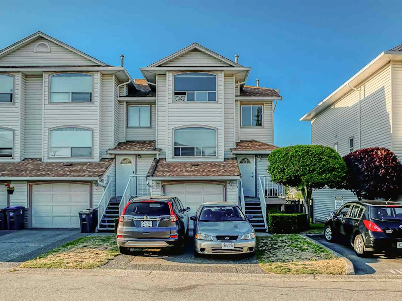 4 - 7140 132nd Street, Surrey BC V3W 1J5