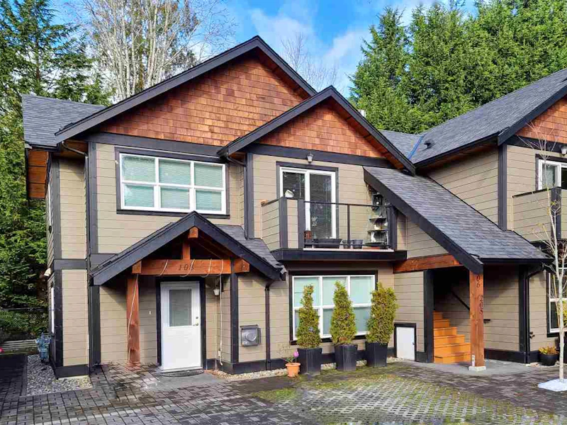 206 - 518 Shaw Road, Gibsons BC