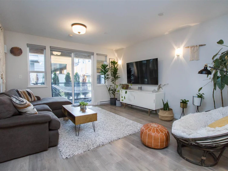 71-1188 Main Street, Squamish, BC, V8B 0Z3