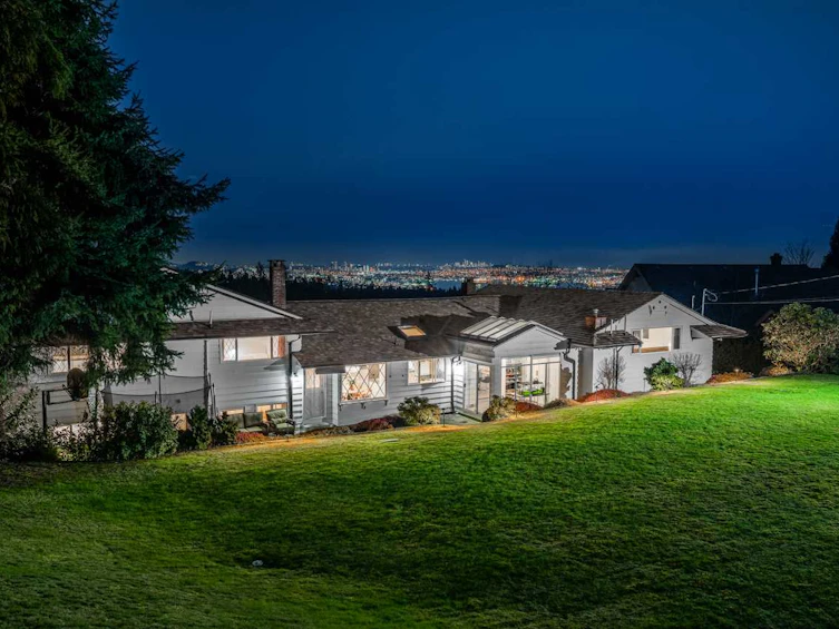 685 King Georges Way, West Vancouver, BC, V7S 1S2