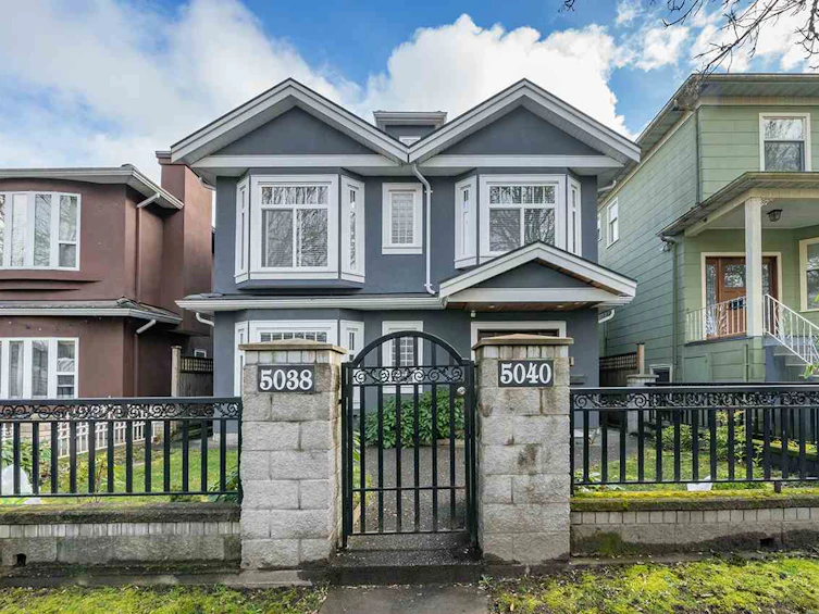 5040 Elgin Street, Vancouver, BC, V5W 3J6