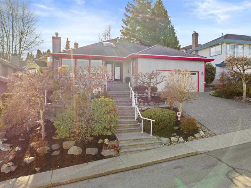 603 Clearwater Way, Coquitlam BC V3C 5E6
