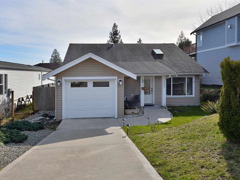 757 Steinbrunner Road, Gibsons BC