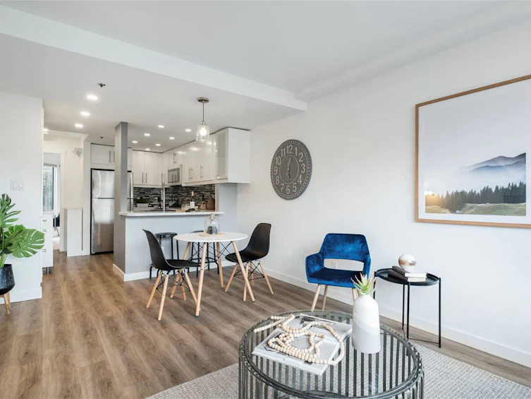 7-939 W 7th Avenue, Vancouver, BC, V5Z 1C4