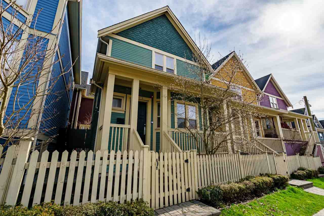 808 Gore Avenue, Vancouver, BC, V6A 3A1