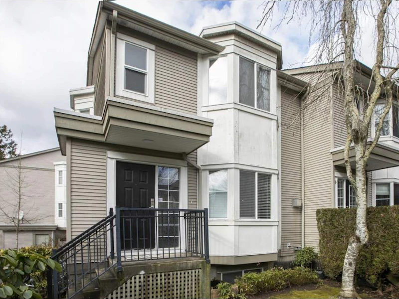 48 - 15450 101a Avenue, Surrey BC V3R 0Z8