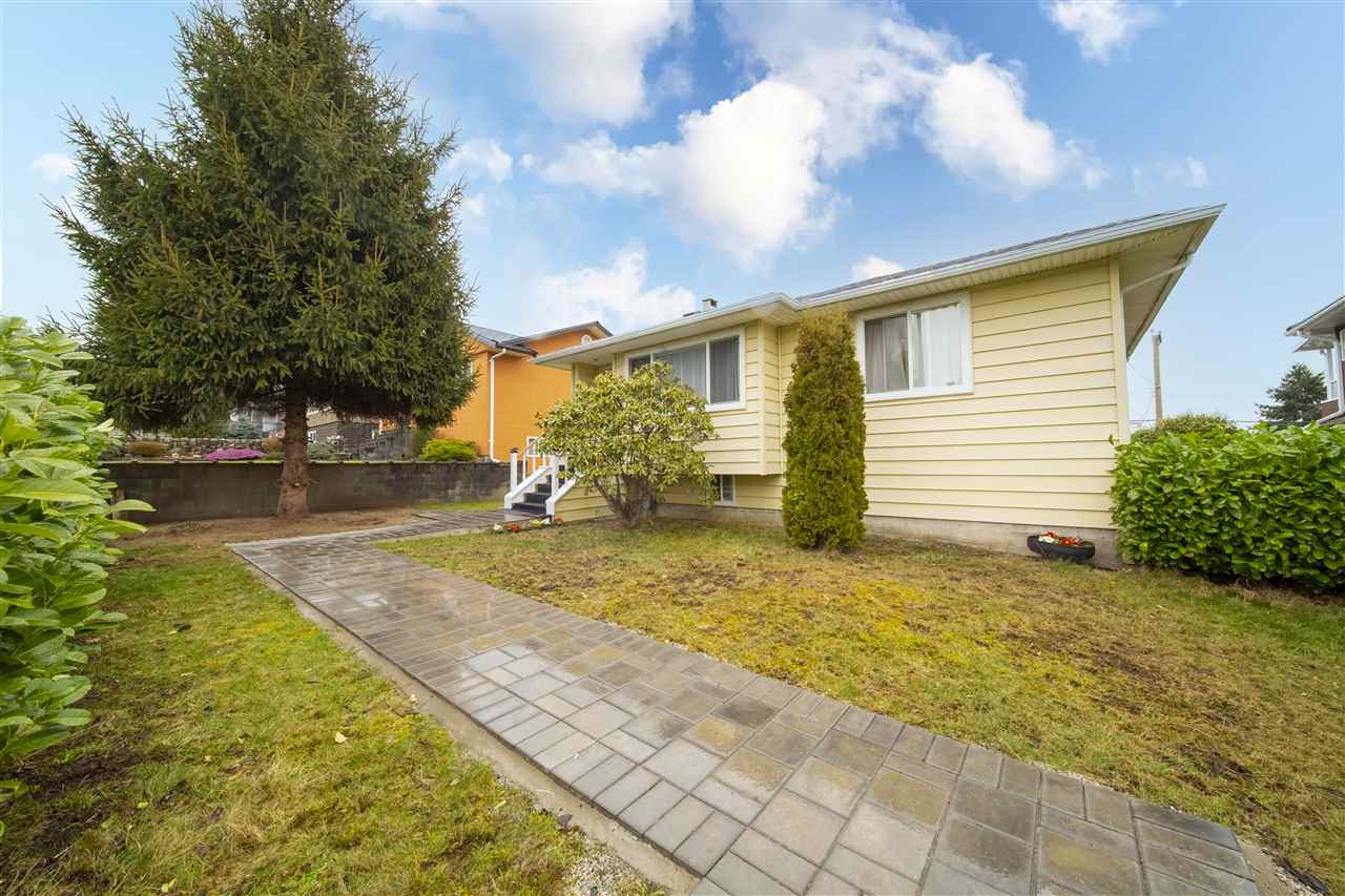 1558 Madison Avenue, Burnaby, BC, V5C 4Y8