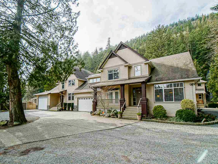 800 Hot Springs Road, Harrison Hot Springs, BC, V0M 1K0