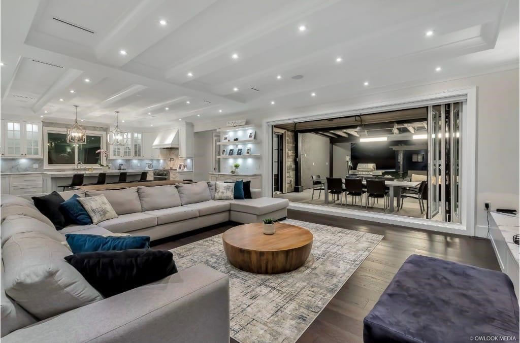 7291 No. 5 Road, Richmond, BC, V6Y 2V3