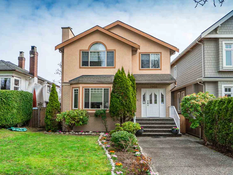 7908 Montcalm Street, Vancouver, BC, V6P 4P3