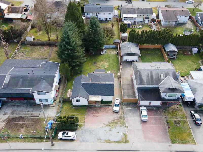 21180 Dewdney Trunk Road, Maple Ridge BC V2X 3E9