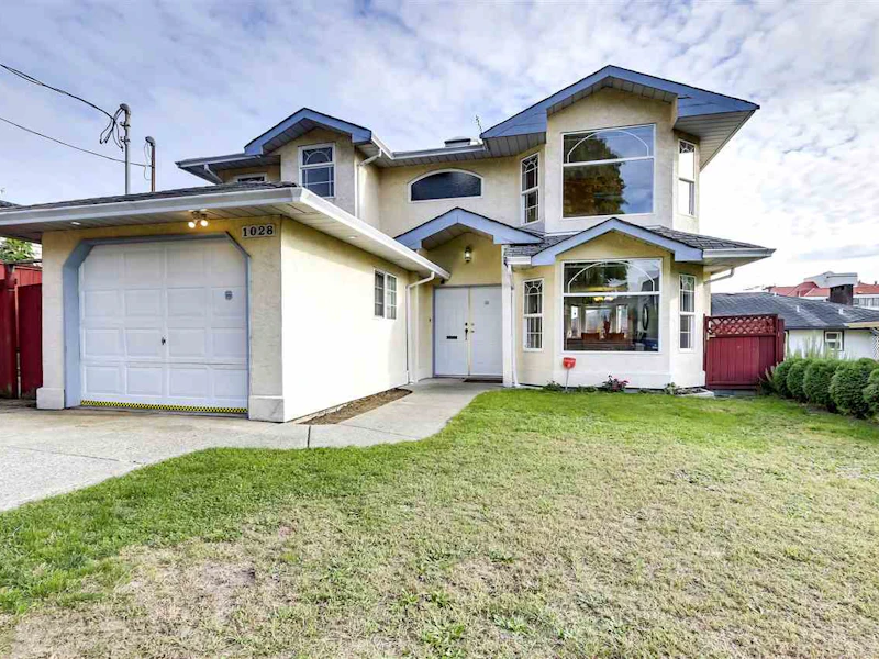 1028 Oxford Street, New Westminster BC V3M 6T1