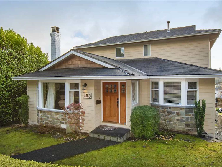 695 E 29th Street, North Vancouver, BC, V7K 3B8