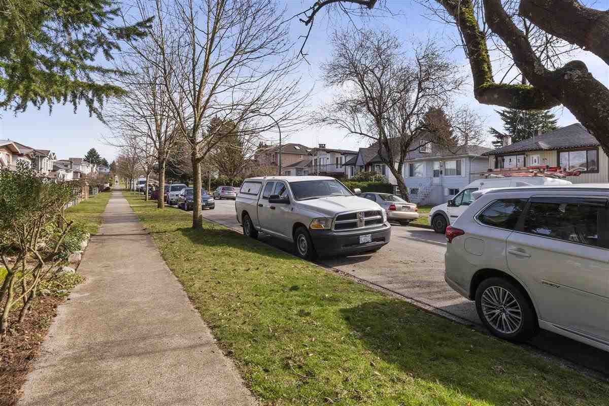 3133 E 19th Avenue, Vancouver, BC, V5M 2T2