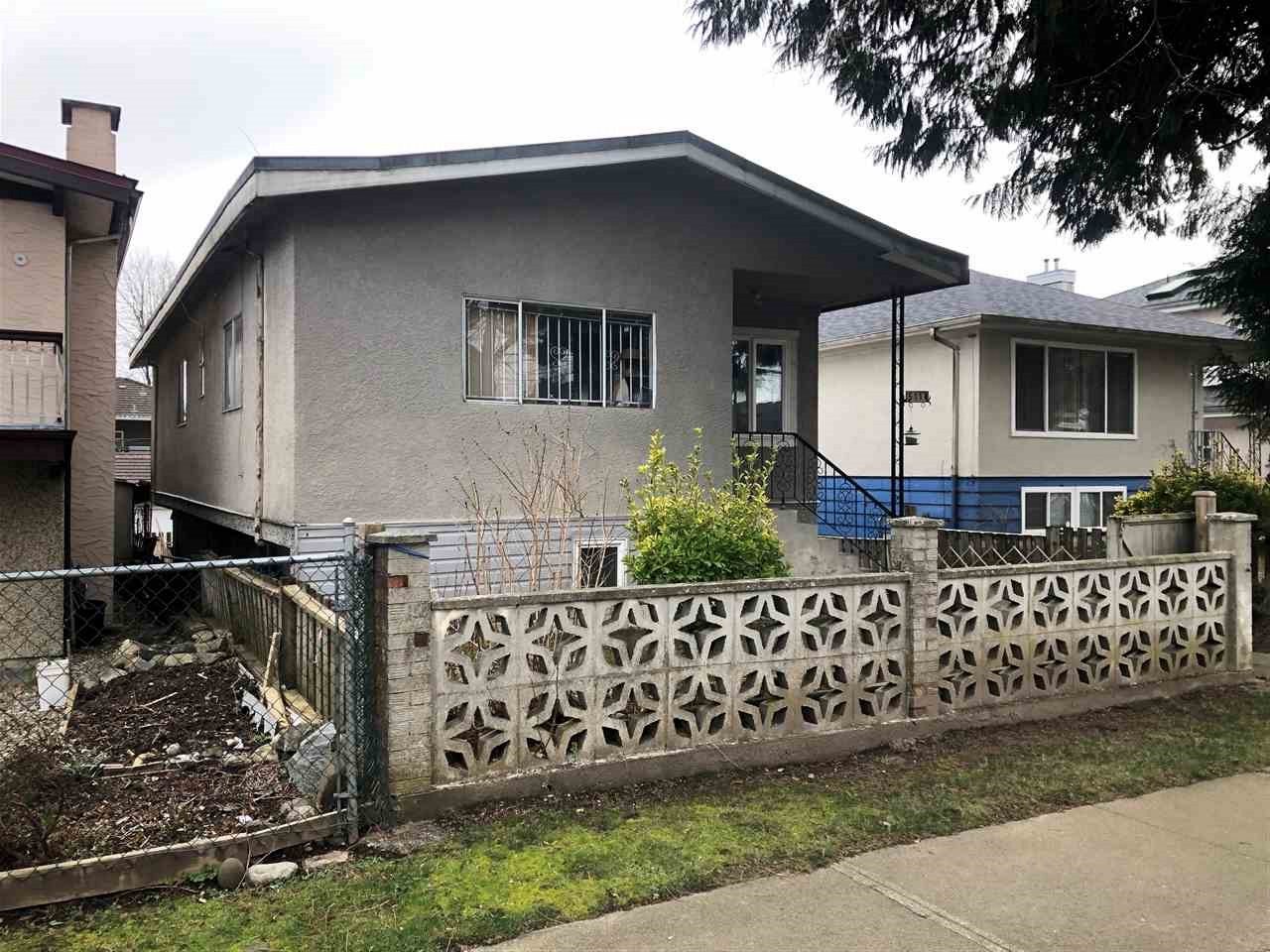 5114 Fairmont Street, Vancouver, BC, V5R 3V3