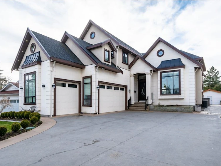 8051 Hyde Street, Mission, BC, V2V 3V1