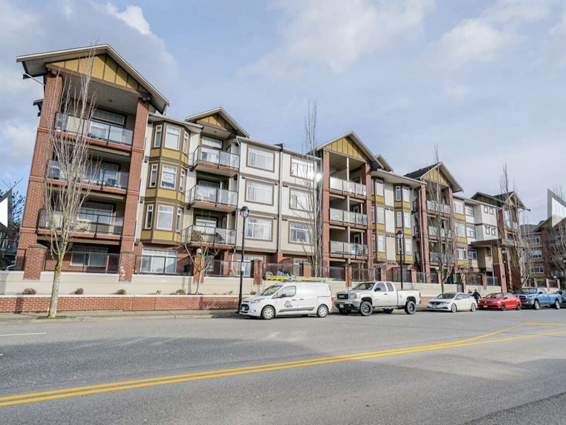435 - 5660 201a Street, Langley BC V3A 0B4