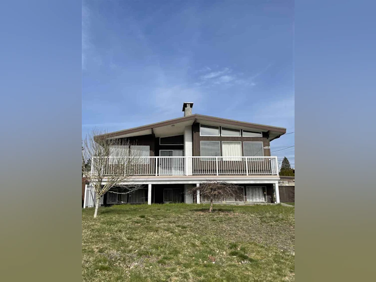 6855 Yeovil Place, Burnaby, BC, V5B 2W2
