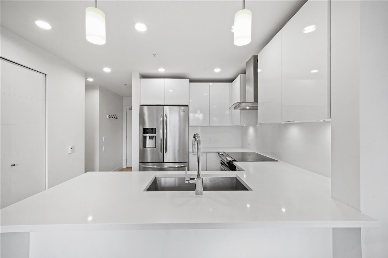 516-733 W 3rd Street, North Vancouver, BC, V7M 0C8