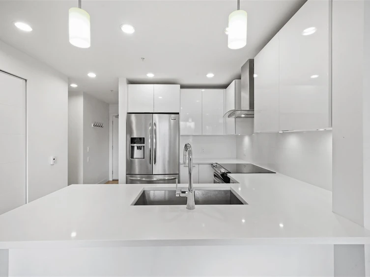 516-733 W 3rd Street, North Vancouver, BC, V7M 0C8