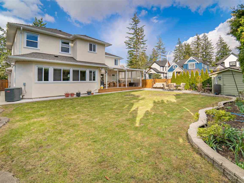 13142 20th Avenue, Surrey BC V4A 1Z2