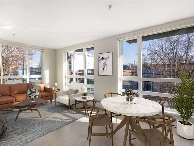 305-2477 Carolina Street, Vancouver, BC, V5T 0G8