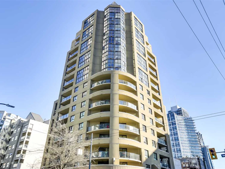 802-789 Drake Street, Vancouver, BC, V6Z 2N7