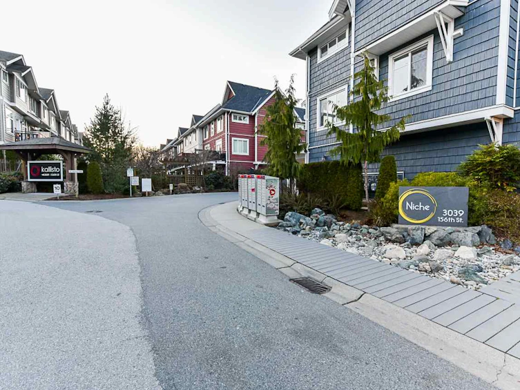29-3039 156 Street, Surrey, BC, V3Z 6T5