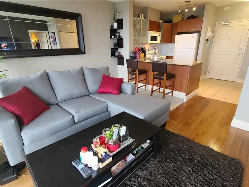 1053 - 1483 E King Edward Avenue, Vancouver BC V5N 5Z3